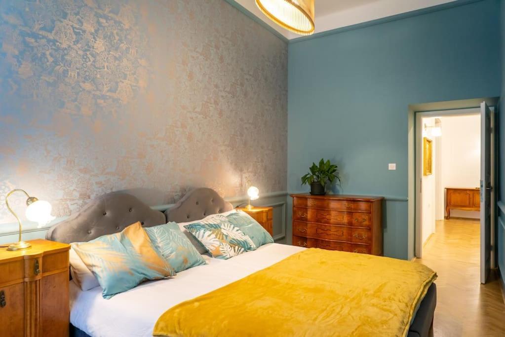 Kastely Apartman Эгер Экстерьер фото